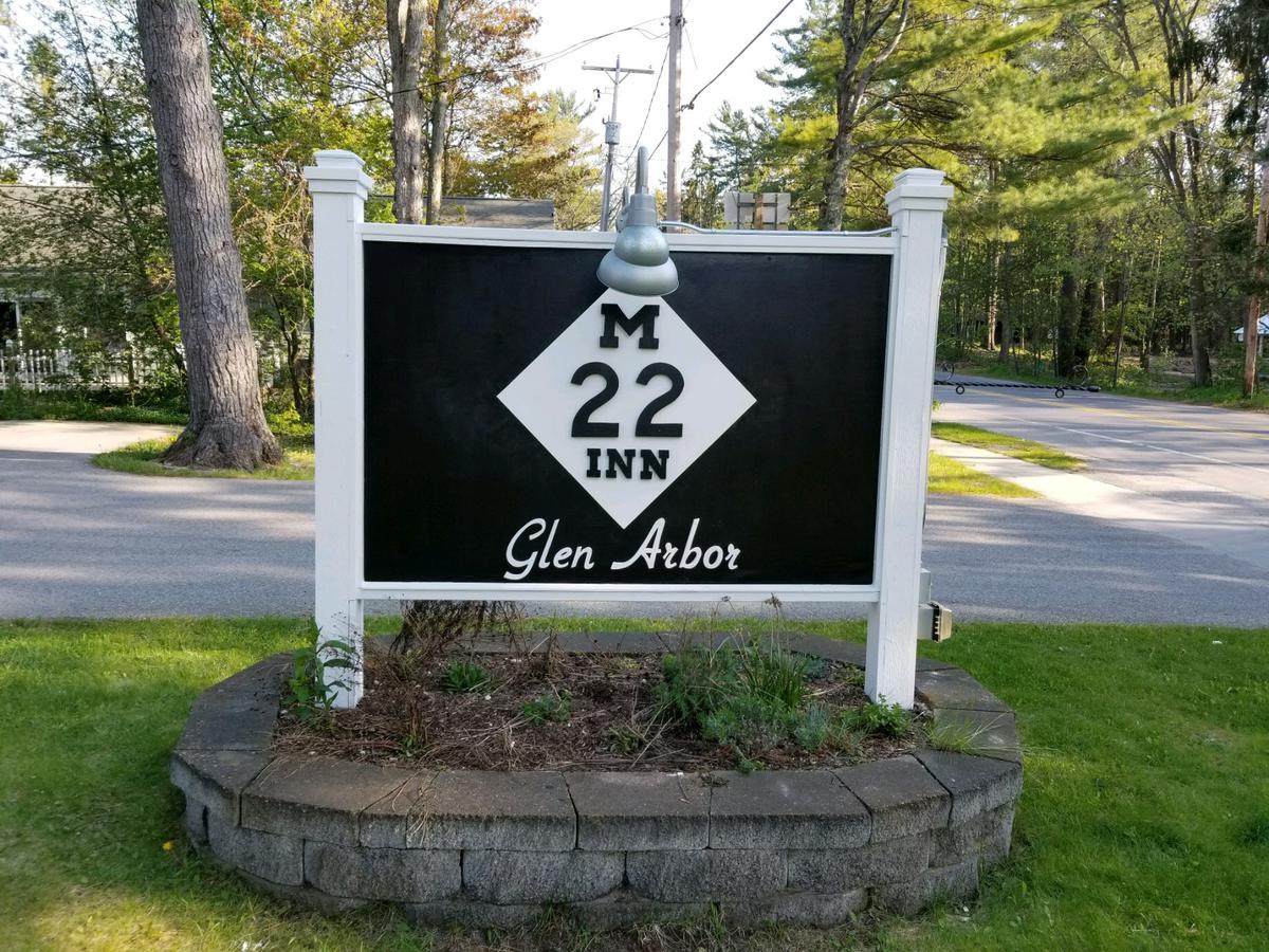 The M-22 Inn Glen Arbor Exteriör bild