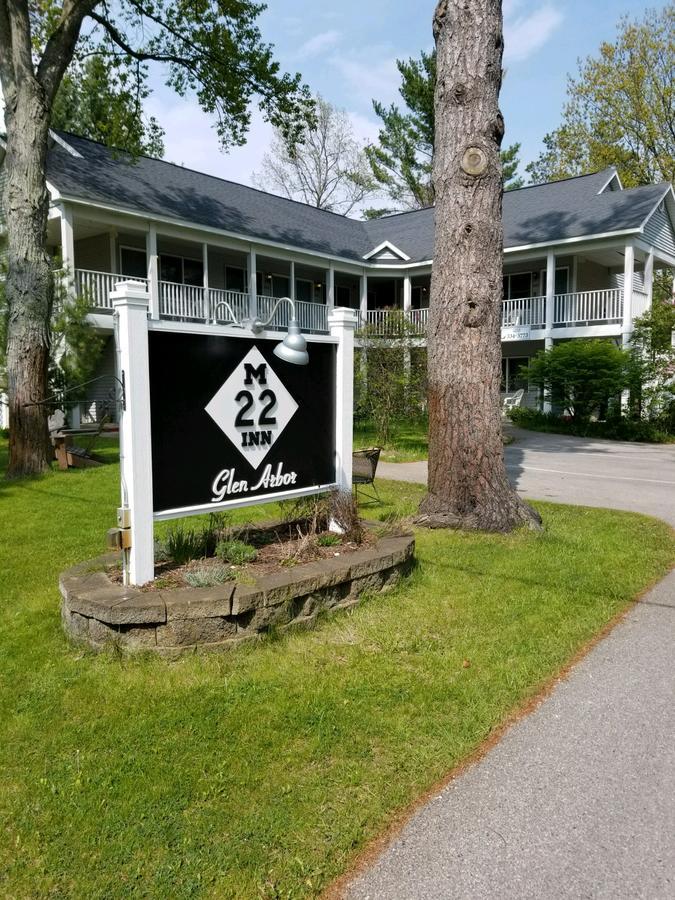 The M-22 Inn Glen Arbor Exteriör bild